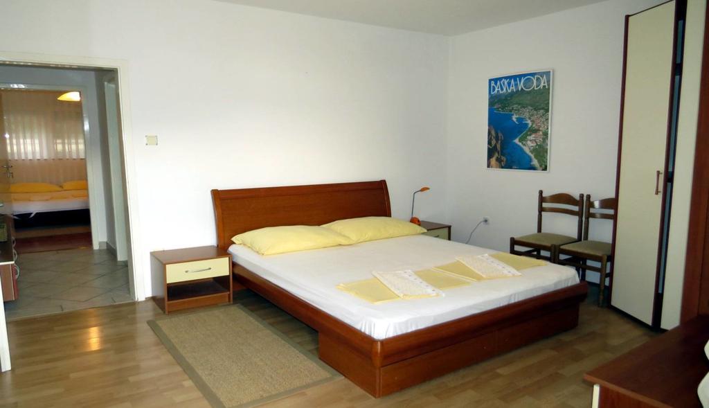 Apartments Corluka Baška Voda Buitenkant foto