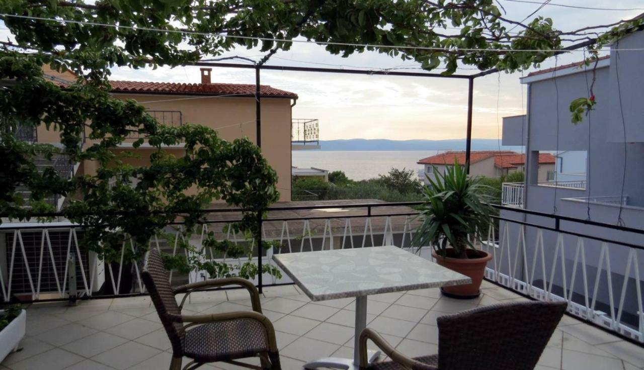 Apartments Corluka Baška Voda Buitenkant foto